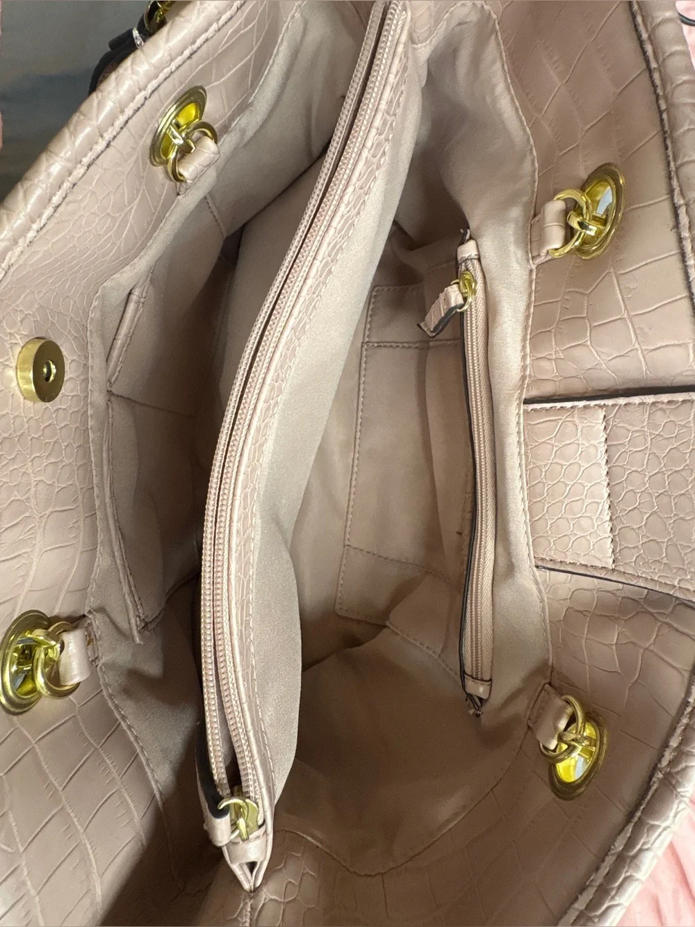 Liz Claiborne Y2K Blush Pink Croc Embossed Tote Shoulder Bag Gold Hardware